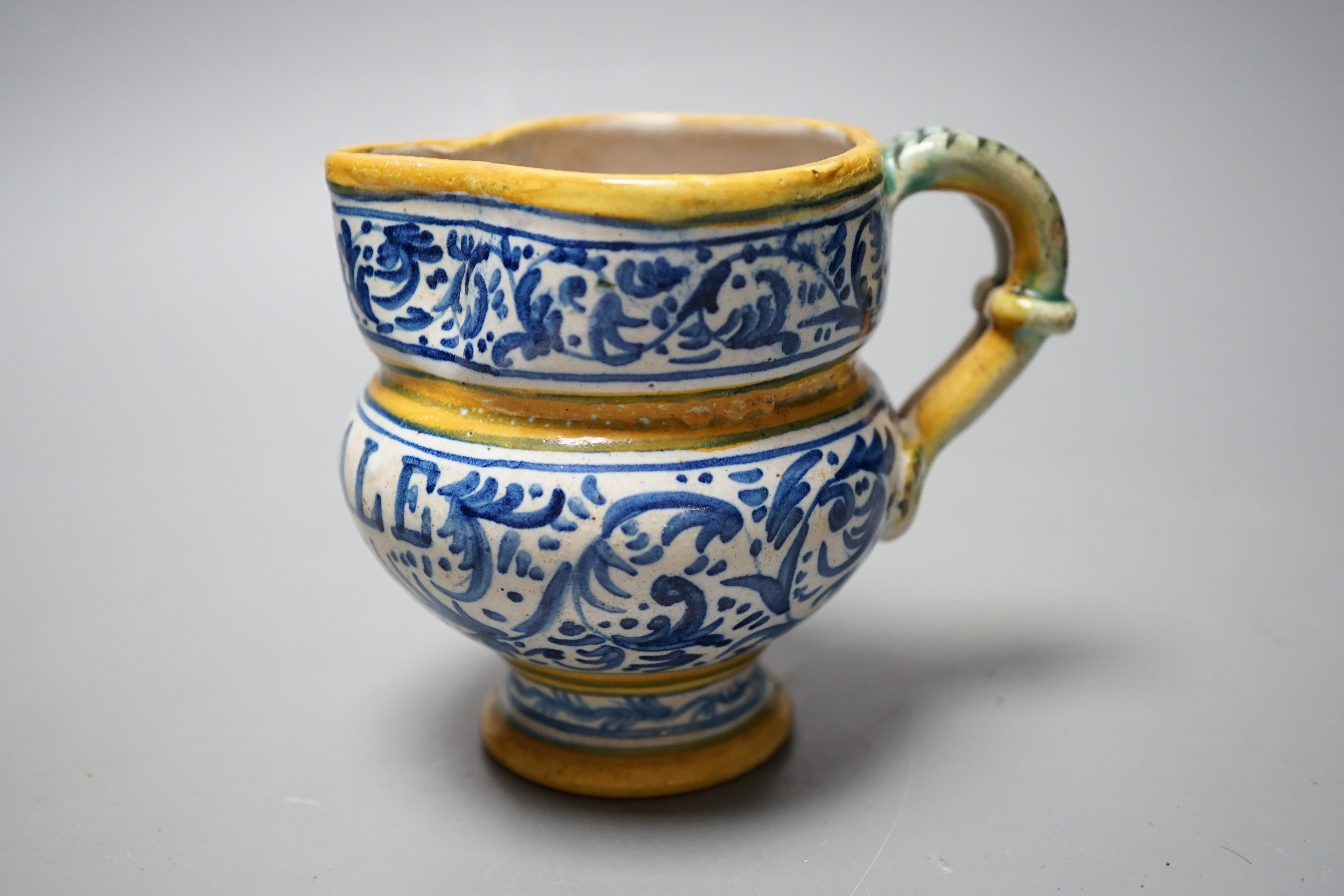 An 18th / 19th century miniature Italian maiolica jug, 9.5cm